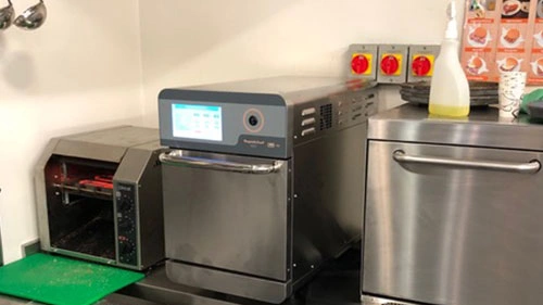 في مطابخ مطاعم راقية في المملكة المتحدة